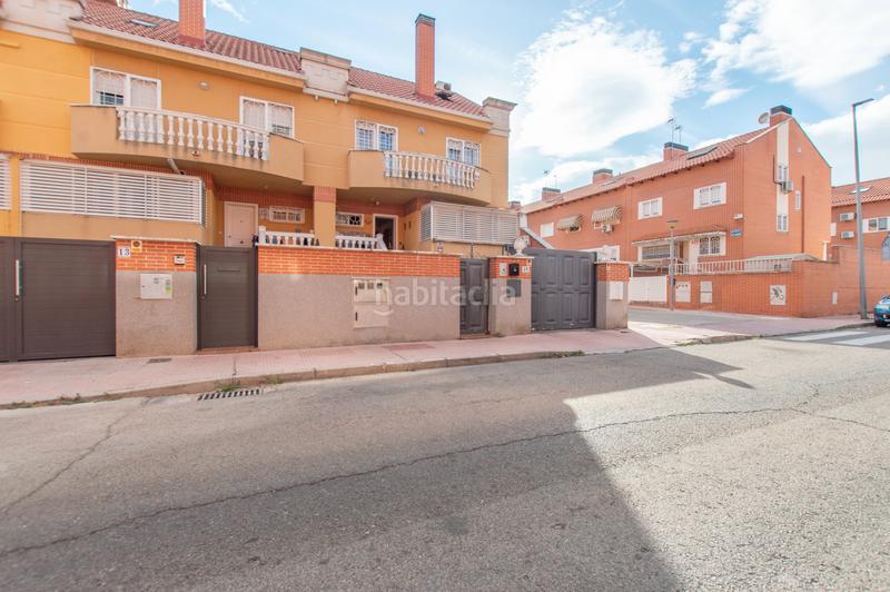 Foto eca31ede-71aa-44fd-b104-892326064678. Casa adosada en Rinconada Alcalá de Henares Foto eca31ede-71aa-44fd-b104-892326064678. Casa adosada en Rinconada Alcalá de Henares