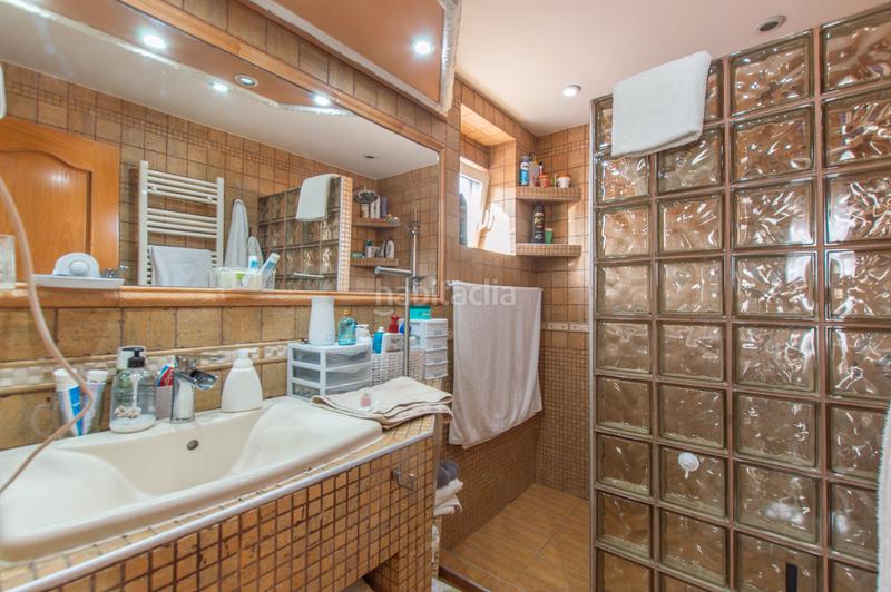 Foto 150099b5-7a5a-42b6-ba4e-ffd0724f3b7f. Casa adossada amb calefacció aparcament piscina a Alcalá de Henares Foto 150099b5-7a5a-42b6-ba4e-ffd0724f3b7f. Casa adossada amb calefacció aparcament piscina a Alcalá de Henares