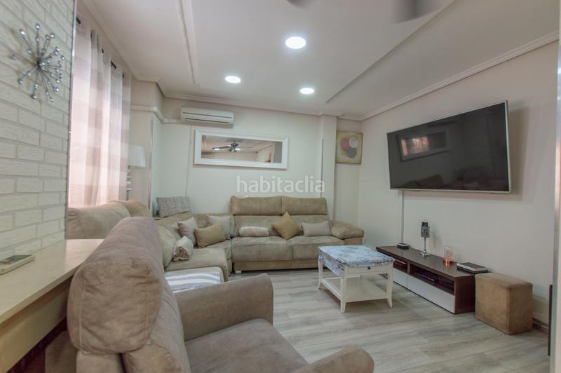 Foto 9586bb65-87cb-4685-91a8-109b7d8464a4. Semi detached house with heating parking pool in Rinconada Alcalá de Henares Foto 9586bb65-87cb-4685-91a8-109b7d8464a4. Semi detached house with heating parking pool in Rinconada Alcalá de Henares