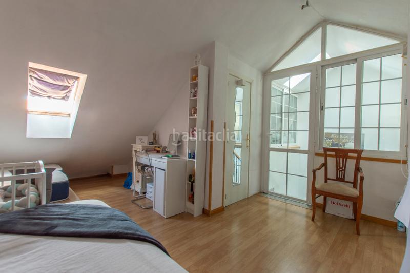 Foto b388faf8-bd88-4bae-8645-681ddf1b0c66. Semi detached house with heating parking pool in Rinconada Alcalá de Henares Foto b388faf8-bd88-4bae-8645-681ddf1b0c66. Semi detached house with heating parking pool in Rinconada Alcalá de Henares