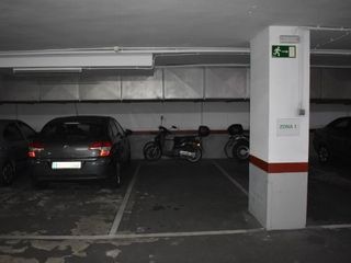 Location Parking voiture Carrer londres. En alquiler plaza grande Location Parking voiture Carrer londres. En alquiler plaza grande