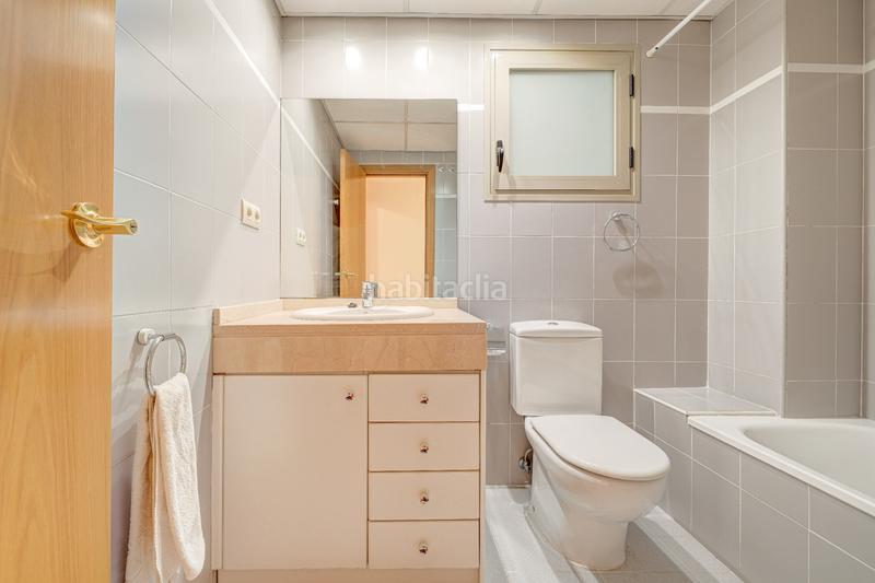Foto 4b07bc4c-3f09-44d7-80ce-a80d780223c3. Pis amb piscina a Valterna Paterna Foto 4b07bc4c-3f09-44d7-80ce-a80d780223c3. Pis amb piscina a Valterna Paterna