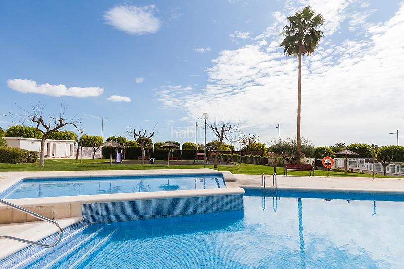 Foto 6e3f3ba0-1e63-4e6e-bf06-bdee57c39d17. Pis amb piscina a Valterna Paterna Foto 6e3f3ba0-1e63-4e6e-bf06-bdee57c39d17. Pis amb piscina a Valterna Paterna