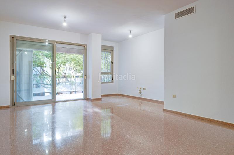 Foto c7bf8cf4-0cef-4458-8b7c-1b78ed314943. Pis amb piscina a Valterna Paterna Foto c7bf8cf4-0cef-4458-8b7c-1b78ed314943. Pis amb piscina a Valterna Paterna