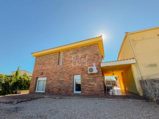 Haus  Cami mas del frare. Gran oportunidad! casa de 240m con jardín, parking y piscina Haus  Cami mas del frare. Gran oportunidad! casa de 240m con jardín, parking y piscina