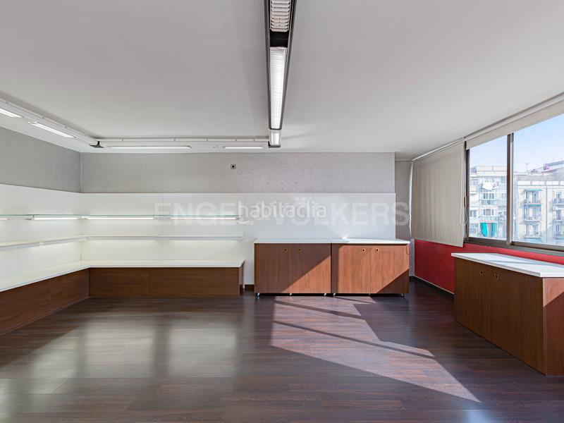 Foto a91bcec9-0357-4969-81e4-62ff6533aab0. Büro mit parking in La Nova Esquerra de l´Eixample Barcelona Foto a91bcec9-0357-4969-81e4-62ff6533aab0. Büro mit parking in La Nova Esquerra de l´Eixample Barcelona