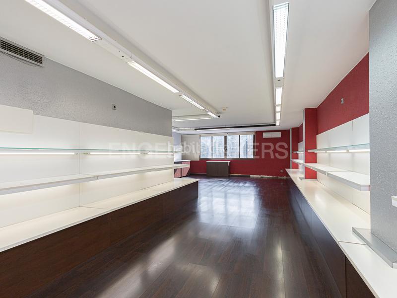 Foto e6bd6b2b-8d8a-477e-8b13-0f1430ab0def. Büro mit parking in La Nova Esquerra de l´Eixample Barcelona Foto e6bd6b2b-8d8a-477e-8b13-0f1430ab0def. Büro mit parking in La Nova Esquerra de l´Eixample Barcelona