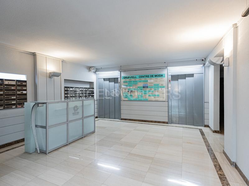 Foto ed990f00-6b4d-4c8a-88bd-5e4b6d1dc1bd. Büro mit parking in La Nova Esquerra de l´Eixample Barcelona Foto ed990f00-6b4d-4c8a-88bd-5e4b6d1dc1bd. Büro mit parking in La Nova Esquerra de l´Eixample Barcelona