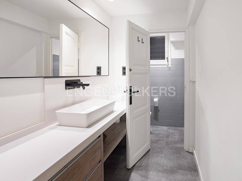 Foto 9e165368-0281-4d96-a8c1-3cc090c27db4. Affitto locale commerciale in Dreta de l´Eixample Barcelona Foto 9e165368-0281-4d96-a8c1-3cc090c27db4. Affitto locale commerciale in Dreta de l´Eixample Barcelona