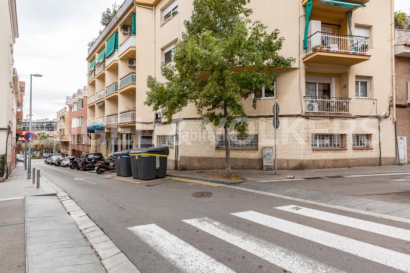 Foto 31315ce9-9d48-4d9b-8ba2-b168747a8aa8. Local comercial a Centre Sant Just Desvern Foto 31315ce9-9d48-4d9b-8ba2-b168747a8aa8. Local comercial a Centre Sant Just Desvern