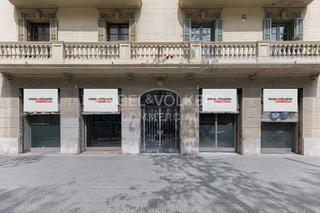 Lloguer Local Comercial a Dreta de l´Eixample. Local en alquiler al lado de la plaça jacint verdaguer Lloguer Local Comercial a Dreta de l´Eixample. Local en alquiler al lado de la plaça jacint verdaguer