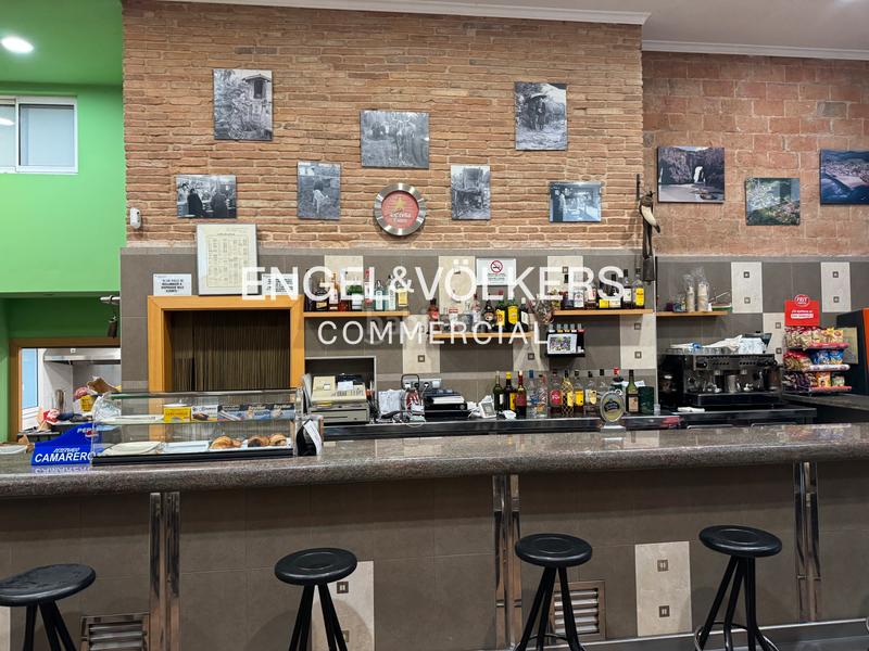 Foto 533881d5-bec6-4d2f-9d0f-c7c492c68de4. Alquiler local comercial traspaso de c3 en poble sec en Barcelona Foto 533881d5-bec6-4d2f-9d0f-c7c492c68de4. Alquiler local comercial traspaso de c3 en poble sec en Barcelona