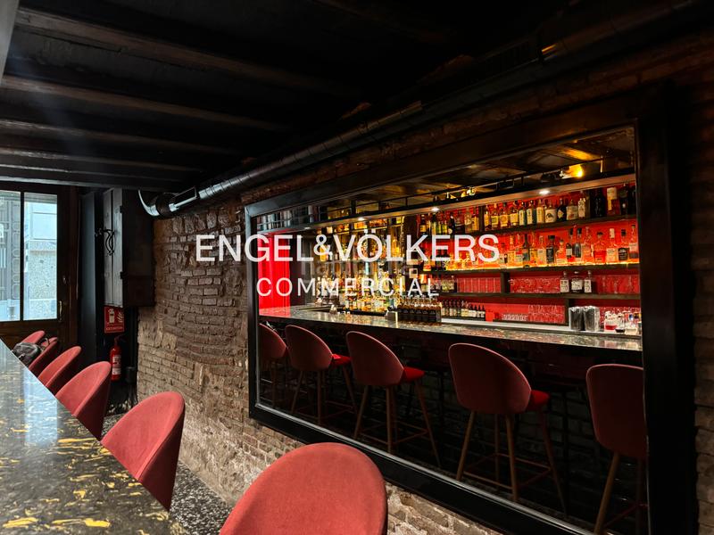Foto 128f55e5-c04b-4079-b3ff-6f27b17f384f. Alquiler local comercial fantástico bar con licencia c3 en el born en Barcelona Foto 128f55e5-c04b-4079-b3ff-6f27b17f384f. Alquiler local comercial fantástico bar con licencia c3 en el born en Barcelona