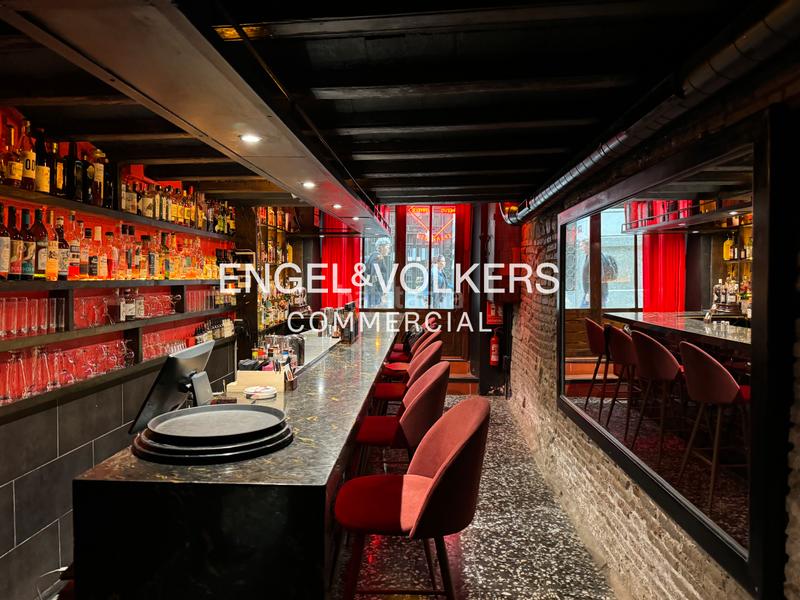 Foto acf14189-24c4-417a-ae7a-b3b3943e6751. Alquiler local comercial fantástico bar con licencia c3 en el born en Barcelona Foto acf14189-24c4-417a-ae7a-b3b3943e6751. Alquiler local comercial fantástico bar con licencia c3 en el born en Barcelona