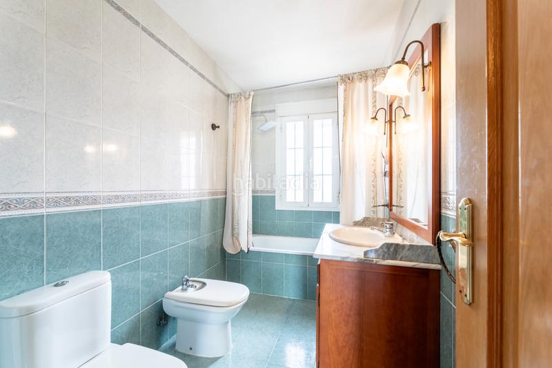 Foto 2a5cd2a0-ec13-46f4-b980-565f1e9dc7af. Chalet con camino riscaldamento parcheggio piscina in Arroyomolinos Foto 2a5cd2a0-ec13-46f4-b980-565f1e9dc7af. Chalet con camino riscaldamento parcheggio piscina in Arroyomolinos