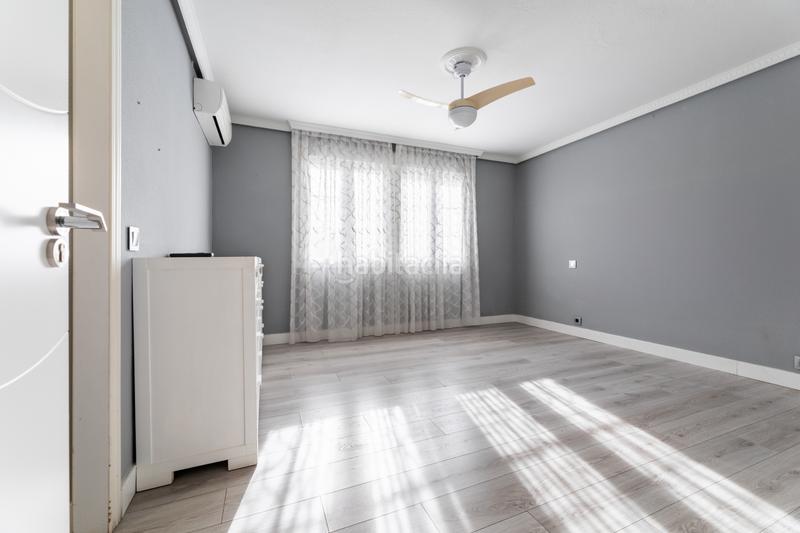 Foto 068c159e-df00-43c7-8fc4-2ba0396989b5. Chalet con camino riscaldamento parcheggio piscina in Arroyomolinos Foto 068c159e-df00-43c7-8fc4-2ba0396989b5. Chalet con camino riscaldamento parcheggio piscina in Arroyomolinos