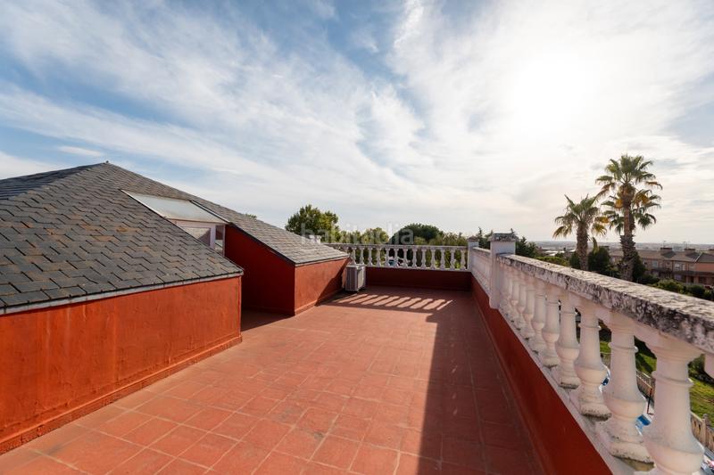 Foto 62f33a8d-0b33-4a69-99ab-9ffaaa7c4166. Chalet con camino riscaldamento parcheggio piscina in Arroyomolinos Foto 62f33a8d-0b33-4a69-99ab-9ffaaa7c4166. Chalet con camino riscaldamento parcheggio piscina in Arroyomolinos