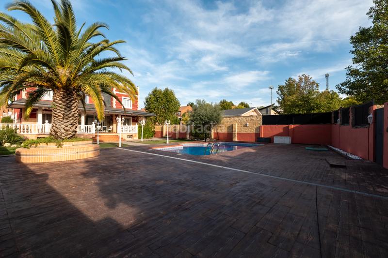 Foto 8582f0d0-16a7-4f1e-8c3b-75b31dd7c6c7. Chalet con camino riscaldamento parcheggio piscina in Arroyomolinos Foto 8582f0d0-16a7-4f1e-8c3b-75b31dd7c6c7. Chalet con camino riscaldamento parcheggio piscina in Arroyomolinos