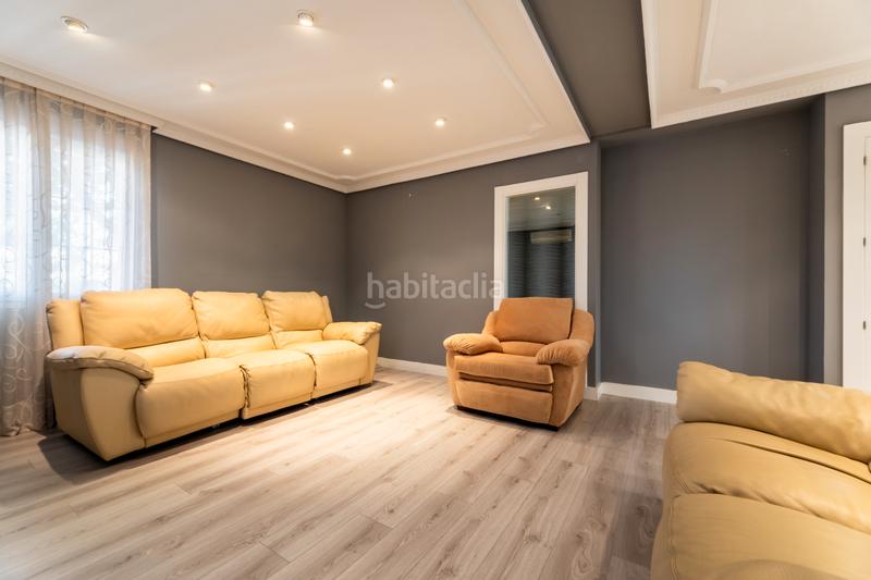 Foto 93c98cde-f817-4b01-8913-f8fbbfec066f. Chalet con camino riscaldamento parcheggio piscina in Arroyomolinos Foto 93c98cde-f817-4b01-8913-f8fbbfec066f. Chalet con camino riscaldamento parcheggio piscina in Arroyomolinos