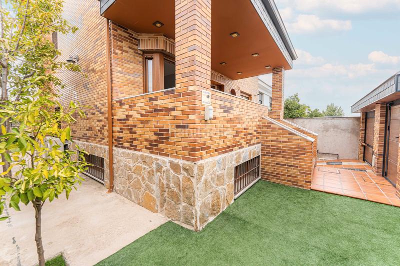 Foto 405cacf4-eed0-4be4-99b8-ddbb1dab252a. Chalet con camino riscaldamento parcheggio piscina in Arroyomolinos Foto 405cacf4-eed0-4be4-99b8-ddbb1dab252a. Chalet con camino riscaldamento parcheggio piscina in Arroyomolinos