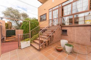 Maison jumelée  Calle de las arizónicas. **capital home navalcarnero vende en exclusiva chalet pareado en Maison jumelée  Calle de las arizónicas. **capital home navalcarnero vende en exclusiva chalet pareado en