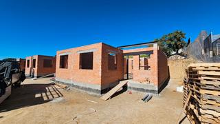 Casa adossada  Calle fuente montes 1. Capital home vende 5 chalet en sevilla la nueva Casa adossada  Calle fuente montes 1. Capital home vende 5 chalet en sevilla la nueva