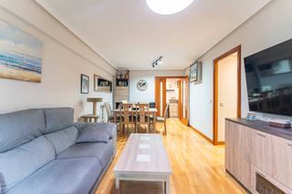 Pis  Avenida de portugal. **capital home navalcarnero vende en exclusiva  piso en el coraz Pis  Avenida de portugal. **capital home navalcarnero vende en exclusiva  piso en el coraz