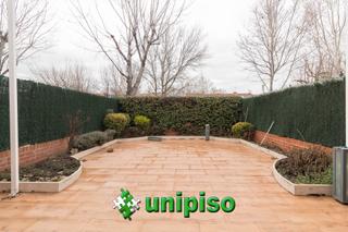 Semi detached house in Pintores-Ferial Semi detached house in Pintores-Ferial