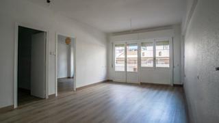 Flat in Plaza de Toros-Avenida Chapí-Trinquete. Piso en avda. alfonso xiii de elda Flat in Plaza de Toros-Avenida Chapí-Trinquete. Piso en avda. alfonso xiii de elda