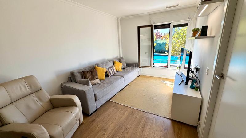 Foto 091d2c37-21b5-423d-abd9-e835f1a26a1b. Flat with heating parking pool in El Pinar-Punta Galea Rozas de Madrid (Las) Foto 091d2c37-21b5-423d-abd9-e835f1a26a1b. Flat with heating parking pool in El Pinar-Punta Galea Rozas de Madrid (Las)