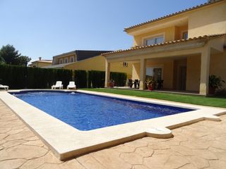 Chalet Sant marçal. Se vende espléndido chalet unifa Chalet Sant marçal. Se vende espléndido chalet unifa
