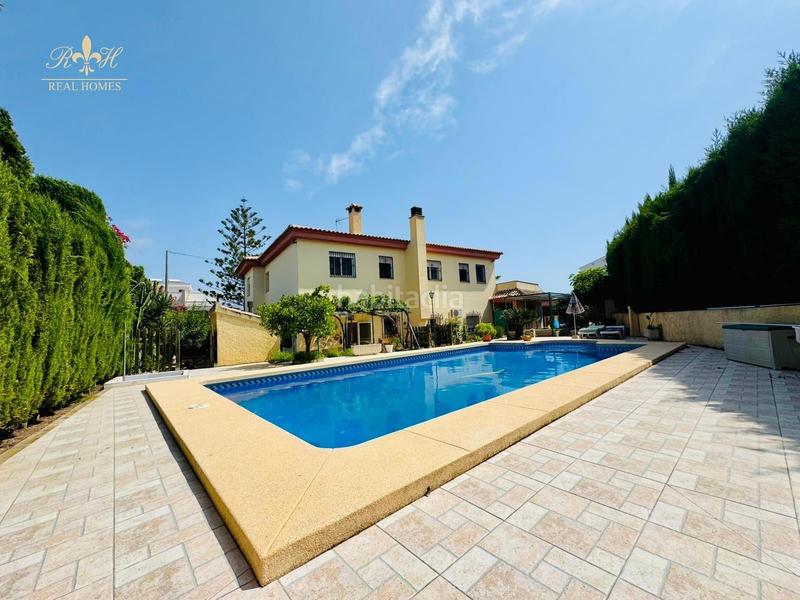 Foto 142078b7-b423-4499-90fc-e3a9a67c13ff. Xalet amb calefacció aparcament piscina a L´Albir Alfàs del Pi (l´) Foto 142078b7-b423-4499-90fc-e3a9a67c13ff. Xalet amb calefacció aparcament piscina a L´Albir Alfàs del Pi (l´)