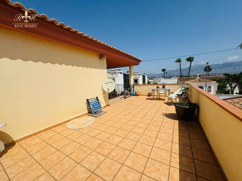 Foto 98ddff9a-0471-4113-9103-e4b0bf2b7b0f. Xalet amb calefacció aparcament piscina a L´Albir Alfàs del Pi (l´) Foto 98ddff9a-0471-4113-9103-e4b0bf2b7b0f. Xalet amb calefacció aparcament piscina a L´Albir Alfàs del Pi (l´)