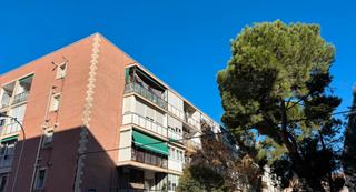 Pis  Plaza del pico salvaguardia. Estudio home madrid ofrece piso de 59 m² construidos, situado en Pis  Plaza del pico salvaguardia. Estudio home madrid ofrece piso de 59 m² construidos, situado en