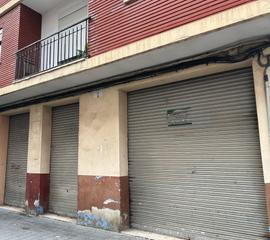 Local Comercial a Quart de Poblet. Local en venta o alquiler..con muchas posibilidades de negocio Local Comercial a Quart de Poblet. Local en venta o alquiler..con muchas posibilidades de negocio