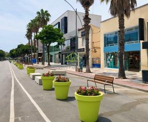 Local commercial à Fenals. Platja darolocal Local commercial à Fenals. Platja darolocal