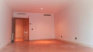 Location Appartement  Avenida del talgo. Piso con excelente ubicación. Location Appartement  Avenida del talgo. Piso con excelente ubicación.