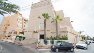 Aparcament cotxe a Cabo Cervera. Se vende amplia plaza de parking en torre la mata, muy cerca de Aparcament cotxe a Cabo Cervera. Se vende amplia plaza de parking en torre la mata, muy cerca de