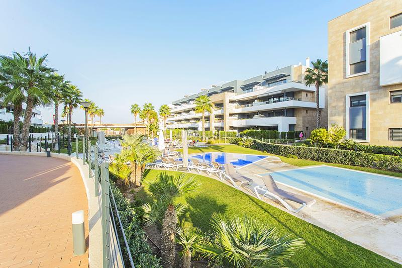 Foto 3c688a55-395c-4ca9-b2b7-501e0fb0e4c9. Planta baixa amb aparcament piscina a Playa Flamenca Orihuela Foto 3c688a55-395c-4ca9-b2b7-501e0fb0e4c9. Planta baixa amb aparcament piscina a Playa Flamenca Orihuela