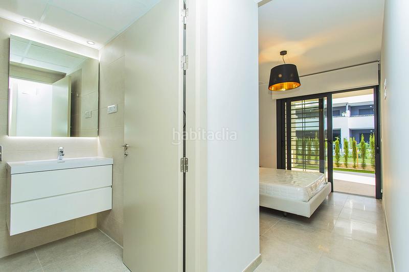 Foto d1f625a4-9192-486d-9738-462d5d35f31f. Planta baixa amb aparcament piscina a Playa Flamenca Orihuela Foto d1f625a4-9192-486d-9738-462d5d35f31f. Planta baixa amb aparcament piscina a Playa Flamenca Orihuela