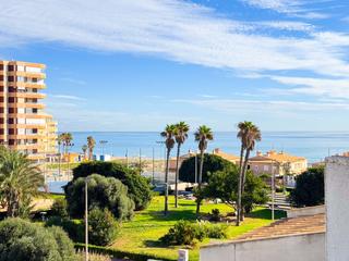 Maison à Los Europeos. Este dúplex en la mata, torrevieja, ubicado a solo 100 metros de Maison à Los Europeos. Este dúplex en la mata, torrevieja, ubicado a solo 100 metros de