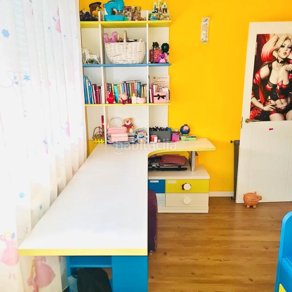 Foto 64c7fa32-dbf6-476f-9dcf-df1dbf8d7d9d. Xalet amb xemeneia calefacció aparcament a Meco pueblo Meco Foto 64c7fa32-dbf6-476f-9dcf-df1dbf8d7d9d. Xalet amb xemeneia calefacció aparcament a Meco pueblo Meco