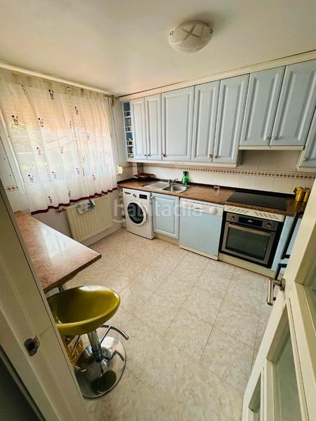 Foto 87594eff-0545-4298-a652-d57940e2d3ae. Xalet amb xemeneia calefacció aparcament a Meco pueblo Meco Foto 87594eff-0545-4298-a652-d57940e2d3ae. Xalet amb xemeneia calefacció aparcament a Meco pueblo Meco