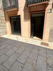 Location Local commercial à Centro-Casco Histórico. Oportunidad en el centro del real sitio de san lorenzo de el esc Location Local commercial à Centro-Casco Histórico. Oportunidad en el centro del real sitio de san lorenzo de el esc