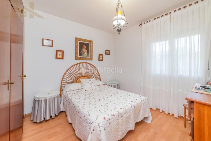 Foto e6d40c4e-dd6c-46ec-a765-e1d9e7265ea7. Xalet amb xemeneia calefacció aparcament a San Martín de Valdeiglesias Foto e6d40c4e-dd6c-46ec-a765-e1d9e7265ea7. Xalet amb xemeneia calefacció aparcament a San Martín de Valdeiglesias