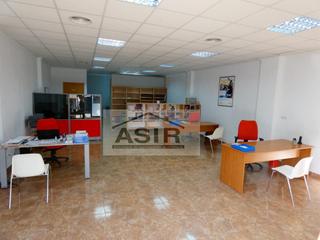 Local commercial à Alquenència - Venècia. Local amplio todo diáfano preparado para entrar ya Local commercial à Alquenència - Venècia. Local amplio todo diáfano preparado para entrar ya