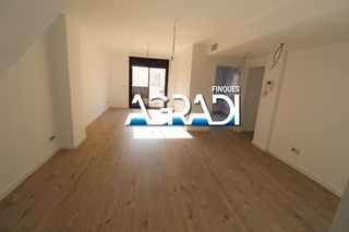 Dúplex en Carrer minetes, 6. Duplex entrega inmediata Dúplex en Carrer minetes, 6. Duplex entrega inmediata