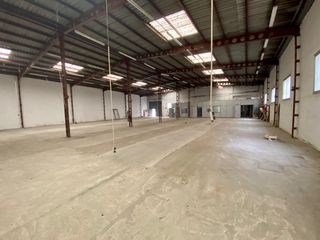 Rent Industrial building Sedavi. Ideal charter/trasteros/comercio Rent Industrial building Sedavi. Ideal charter/trasteros/comercio