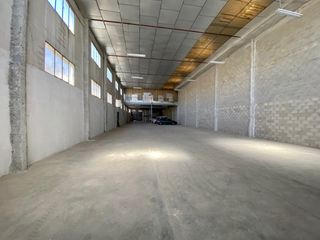 Alquiler Nave industrial Bobalar. Luz natural,altillo forjado Alquiler Nave industrial Bobalar. Luz natural,altillo forjado