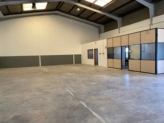 Affitto Capannone industriale 2ª fase. Suministros,ignifugada,oficinas Affitto Capannone industriale 2ª fase. Suministros,ignifugada,oficinas